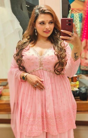 call girl in Noida